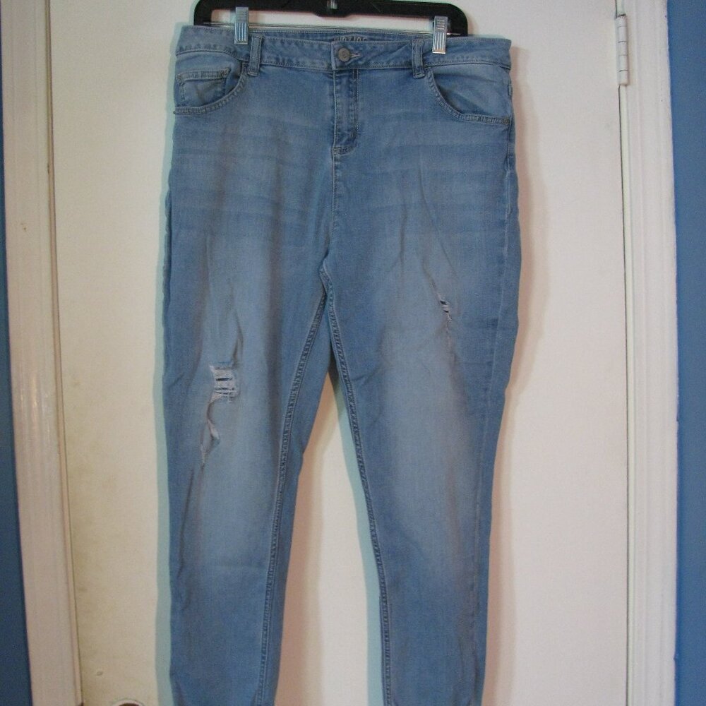 Justice Jeans Plus Size 24 Fringed Distressed Light Wash Ankle Crop Skinny